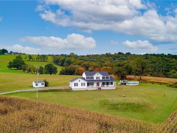 173 Sassafras Ln, Palmerton, PA 18071