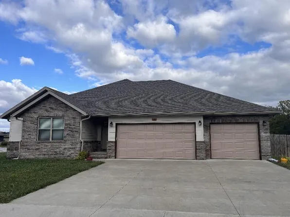 1362 S Mahn Avenue, Springfield, MO 65802