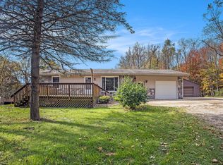 6371 Woodschool Rd, Freeport, MI 49325