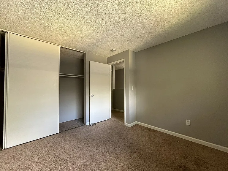 4911 SW Beaverton Hillsdale Hwy #B — Photo 25