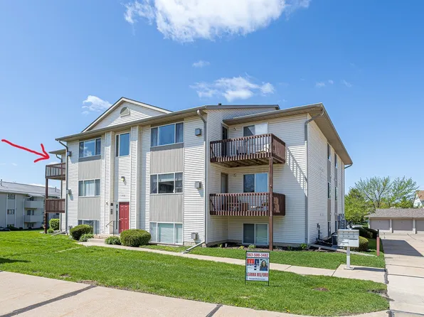 4186 Fairview Dr APT 9, Bettendorf, IA 52722
