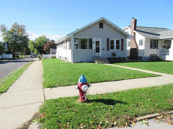 2nd image of 701 N Wenger Ave