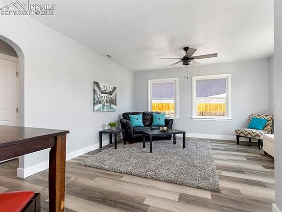 5th image of 925 W 27th St