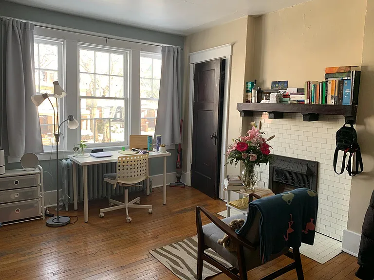 5840 Hobart St — Photo 8