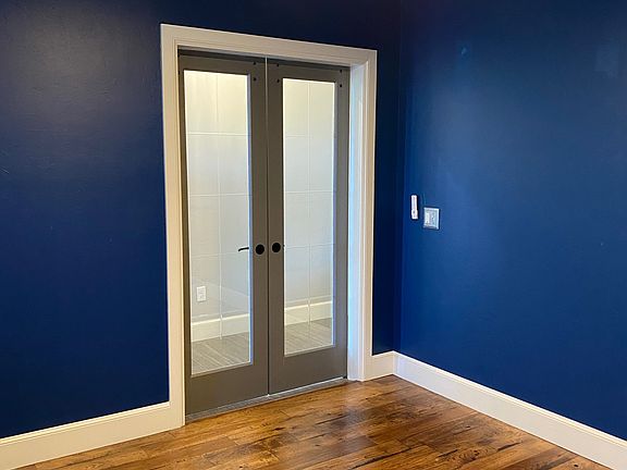 3rd image of 1004 NE 20th Pl #1
