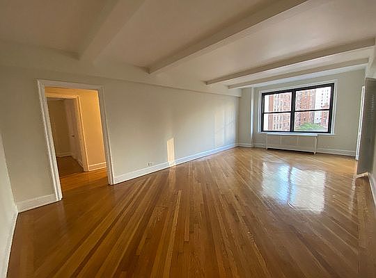 5th image of 400 E 58th St APT 10A
