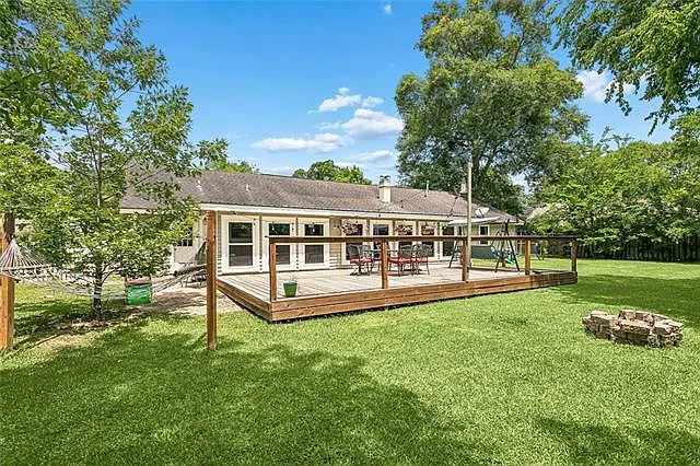 3 bed, 2.5 bath, 2382 sqft, $2,800 — Photo 3