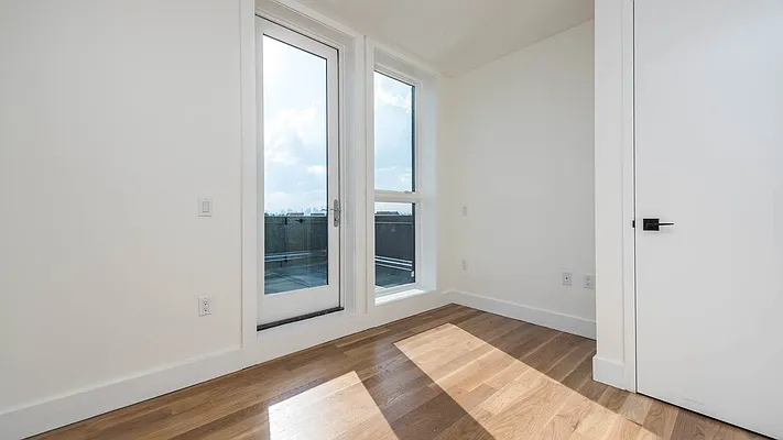 Rented by Nooklyn NYC LLC | media 23