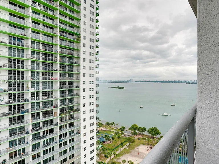 1750 N Bayshore #2507 — Photo 11