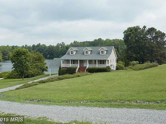 2nd image of 102 Elk Ct