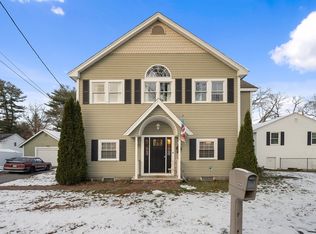 54 Lakeview Ave, Tewksbury, MA 01876