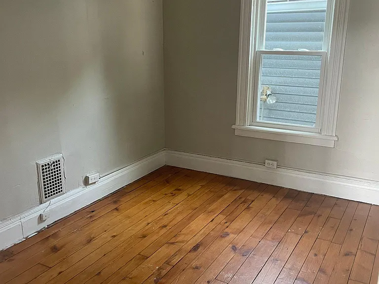 38 Comfort St — Photo 6