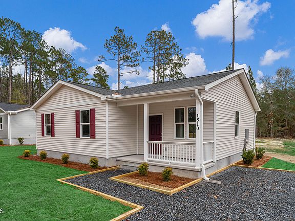 3rd image of 1810 Raeford Road