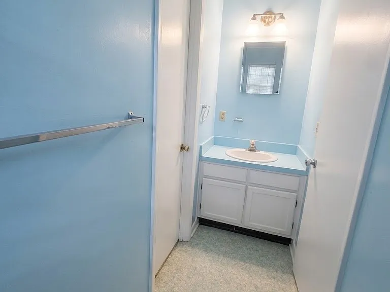 70 First Coleman Rd — Photo 14