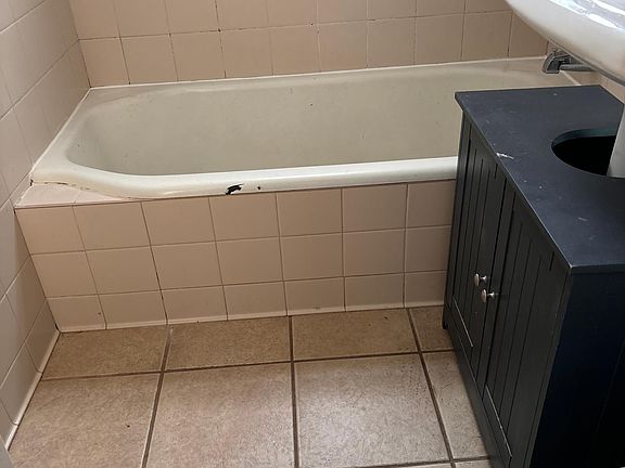 3rd image of 22 Thoreau Ct #28