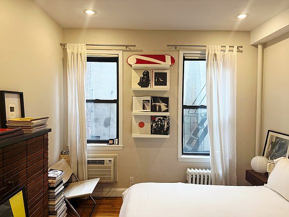 4th image of 118 W 3rd St APT 4B