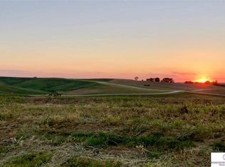 22608 Erin Cir, Gretna, NE 68028