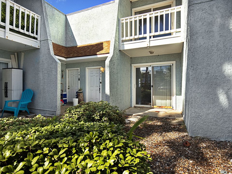 1st image of 4141 Whiteley Dr APT 405