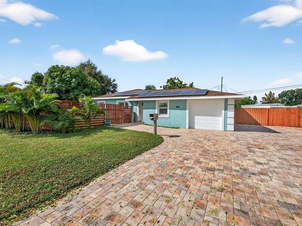 1201 Tyrone Blvd N #2