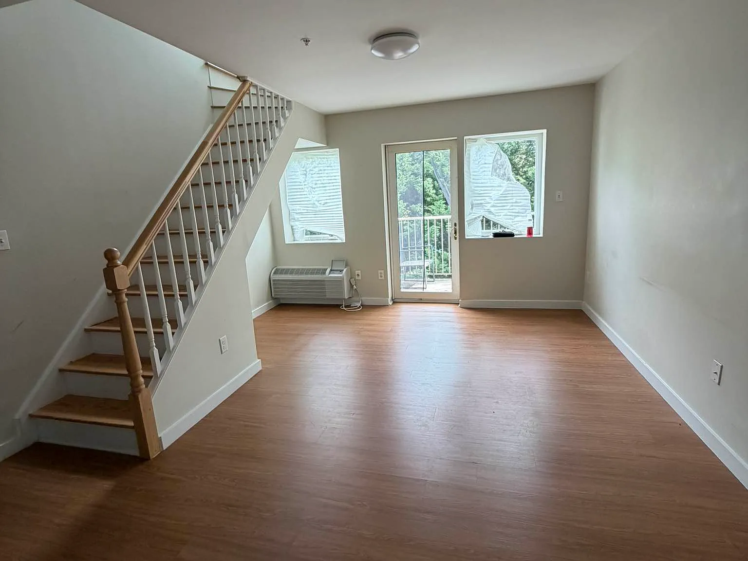 203 Main Street — Photo 1