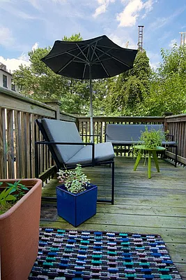 Sold by Brooklyn Bridge | media 20