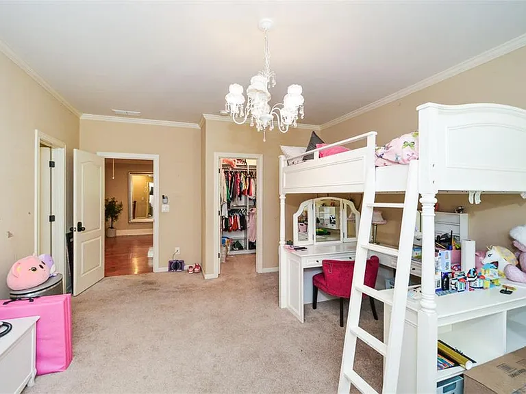 2210 Spalding Dr — Photo 60