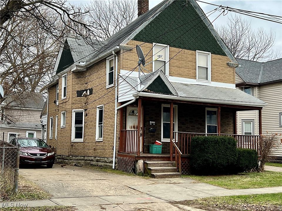 2nd image of 3159 W 92nd St