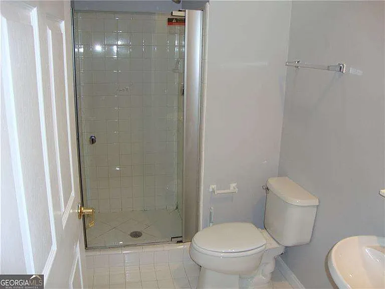 220 Renaissance Pkwy NE #2205 — Photo 9