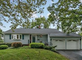 77 Winston Dr, Somerset, NJ 08873