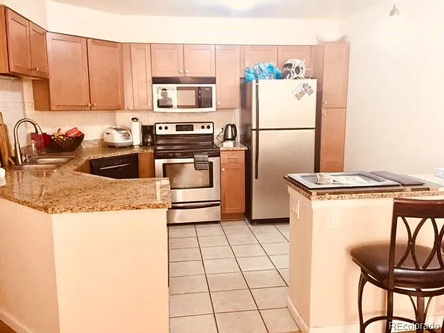 1625 Larimer St #1604 — Photo 8