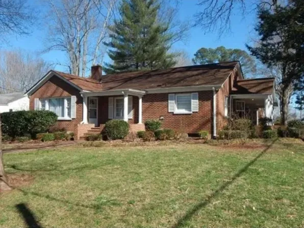 130 Lafayette Ave, Lawrenceburg, TN 38464