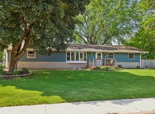 1412 10th Ave W, Shakopee, MN 55379