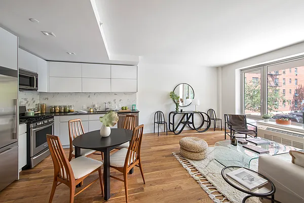 Rented by MNS | media 2