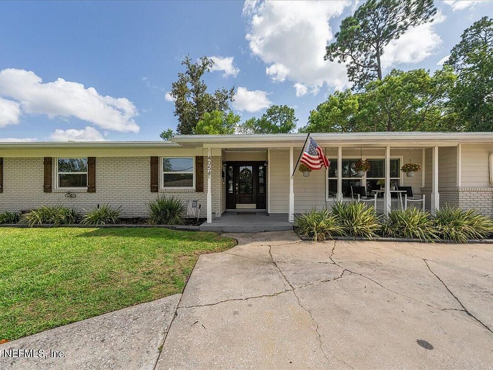 1st image of 4054 San Remo Dr