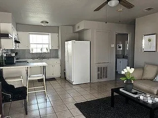 2665 El Indio Hwy — Photo 12
