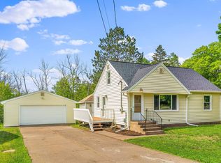 1602 Linzie Rd, Duluth, MN 55811