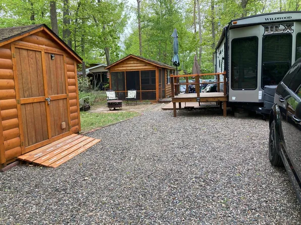 6 Canterbury Town, Aitkin, MN 56431