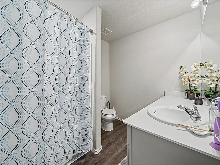 20815 Acorn Valley Dr — Photo 24