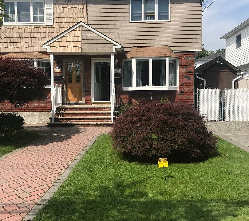 1st image of 24 Brookfield Ave