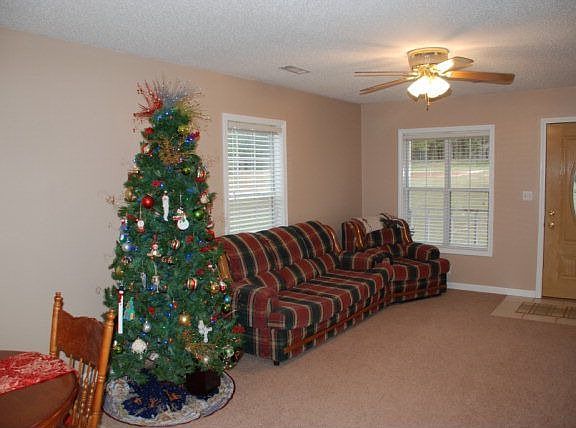 3rd image of 9487 County Road 54