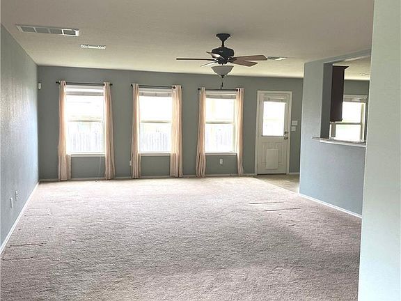3rd image of 125 Bufflehead Ln