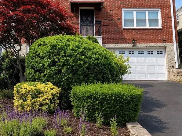 (undisclosed Address), Yonkers, NY 10704
