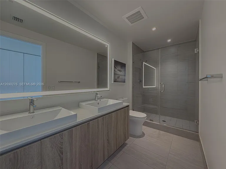 2960 NE 207th St #1104 — Photo 24