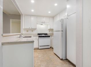 1130 E Alosta Ave UNIT A101, Azusa, CA 91702