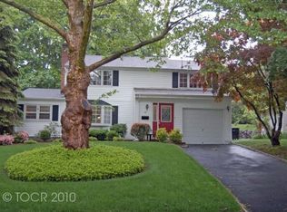 38 Campbell St, Waldwick, NJ 07463