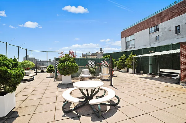 Rented by Brown Harris Stevens | media 11