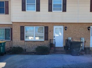 16 W 9th St, Waynesboro, PA 17268