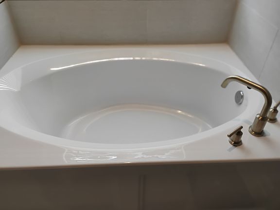Master garden tub