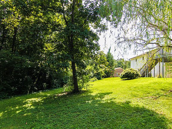 4th image of 10817 Farragut Hills Blvd