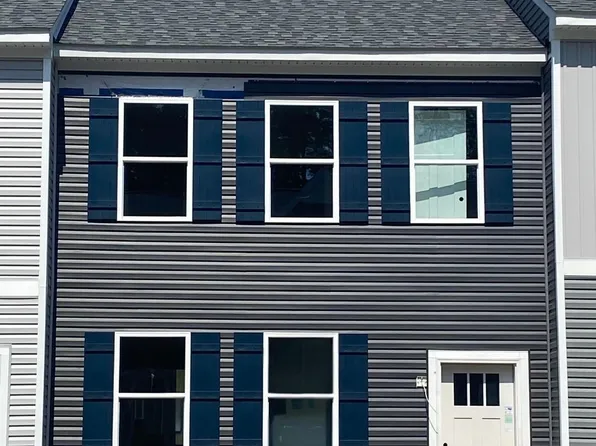 755 Mulligan Ct, Maidsville, WV 26541